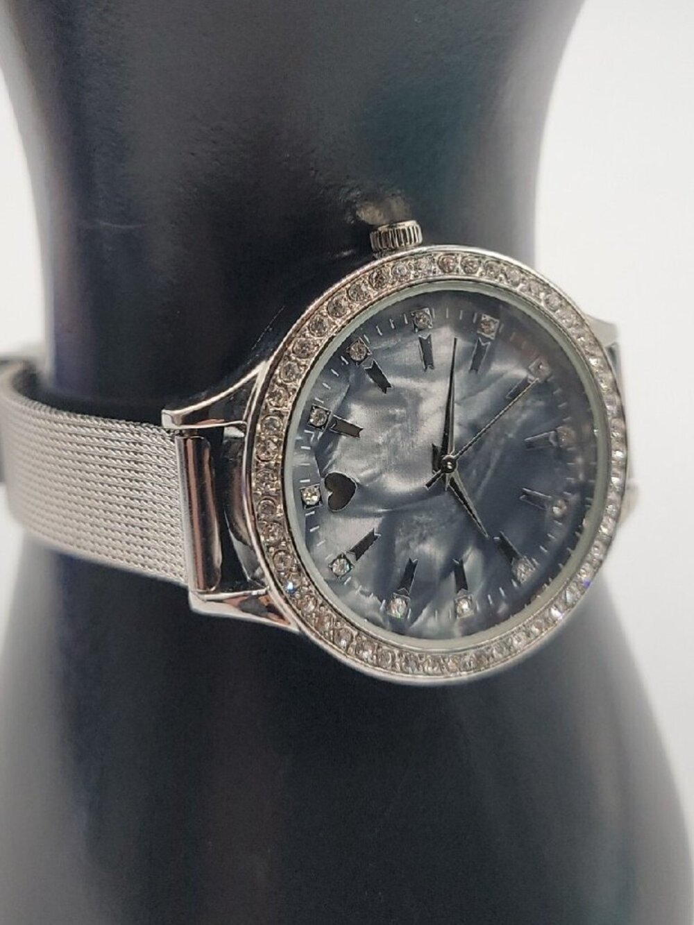 Jessica Carlyle Blue Marbled Fashion Watch Rhinestone Bezel Mesh Silver Tone 8"